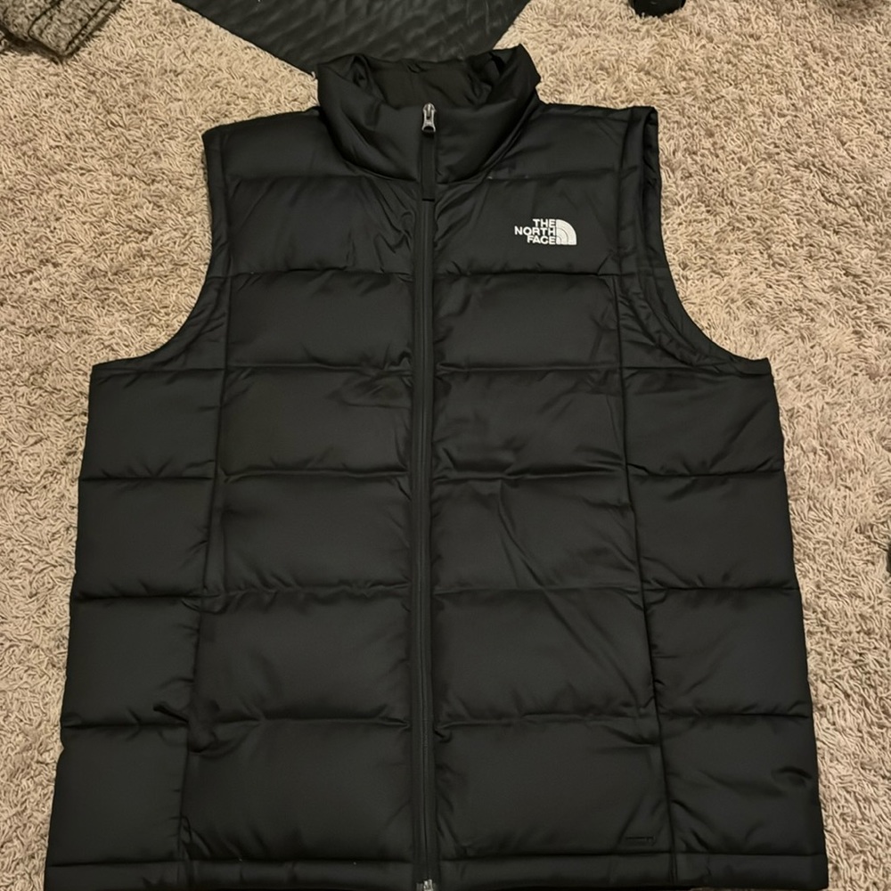 The North Face men’s vest in black